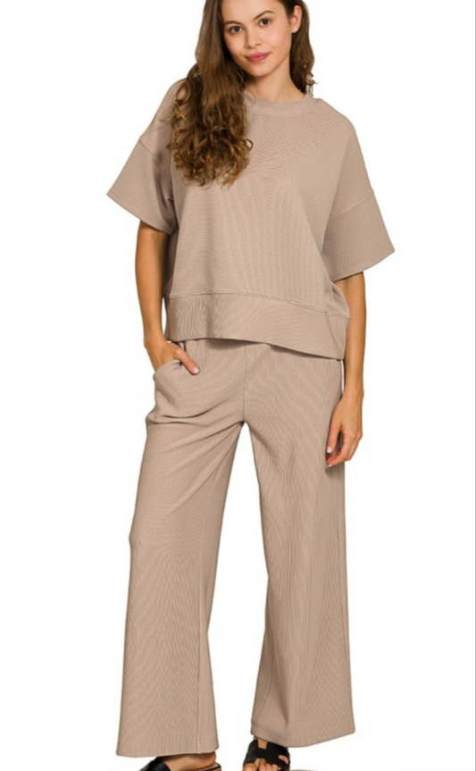 Sandstone 2 piece Set