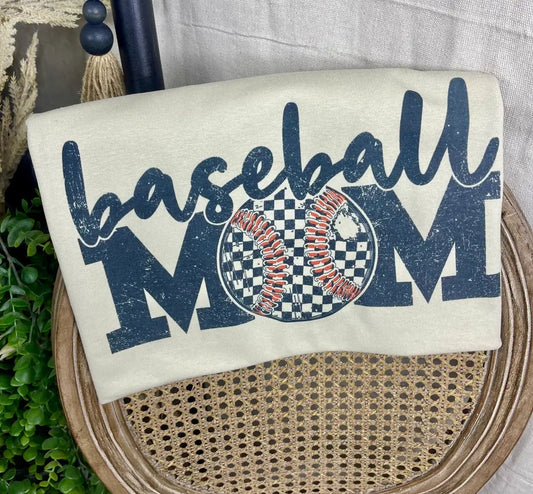 Baseball Mom Gildan T-shirt